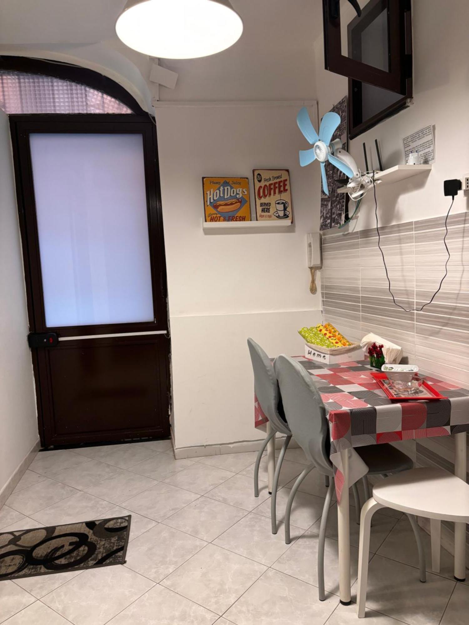 Apartament Mini-Flat Toledo Neapol Zewnętrze zdjęcie